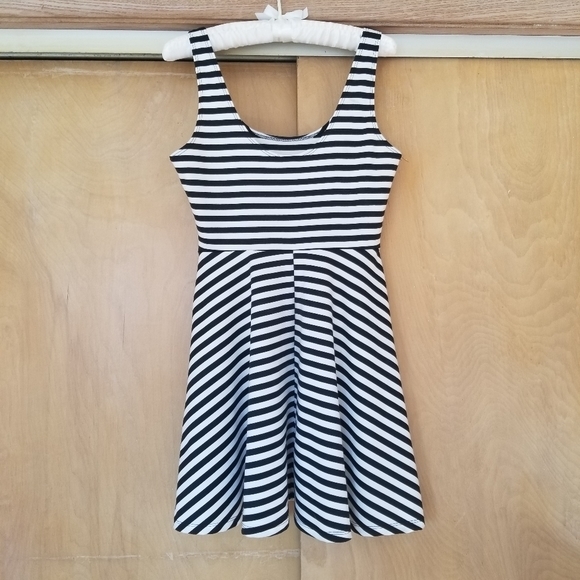 Urban Outfitters Sparkle & Fade Striped Skater Dress - Picture 2 of 4